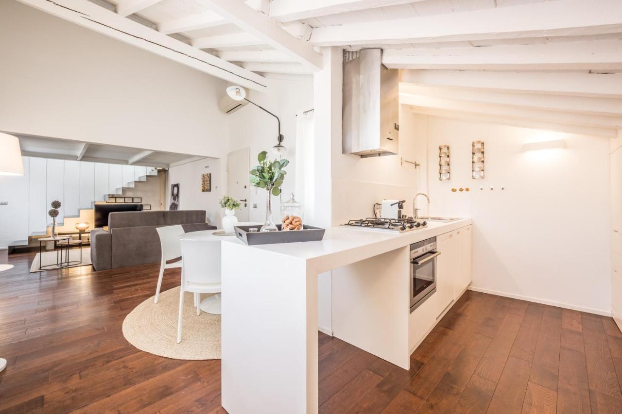مودينا Emilia Suite Urban المظهر الخارجي الصورة